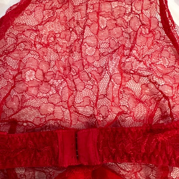Agent Provacteur Red Lace High Neck Size 2 Bra - Picture 5 of 7